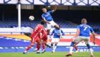 مباريات اليوم.. ديربي ليفربول ضد إيفرتون.. وريال مدريد أمام بلد الوليد