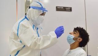 فحص كورونا في الإمارات