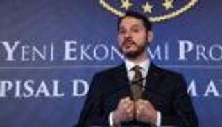 صهر أردوغان "الهارب" يطالب بنصف مليون ليرة تعويضا