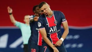 كيليان مبابي لاعب باريس سان جيرمان