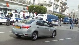 تعزيزات أمنية مشددة بالعاصمة الجزائرية