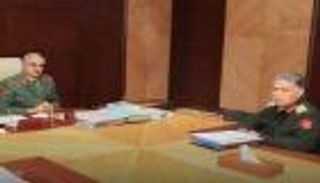 الجيش الليبي يتعهد بمساعدة أسر الشهداء والأسرى