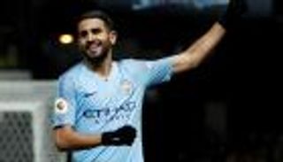 كيف حكم رياض محرز موقعة أرسنال؟