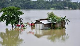 وفاة 136 شخصا من المفقودين بسبب فيضان الهند