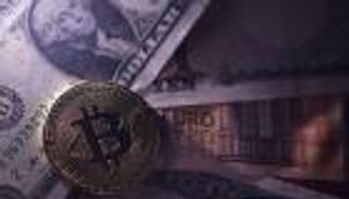 فزع بأسواق العملات.. الدولار عند قاع 6 أسابيع و17% خسائر "بيتكوين"