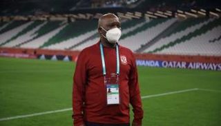 بيتسو موسيماني مدرب الأهلي