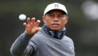 أسطورة الجولف.. "فكوك الحياة" تنقذ تايجر وودز من الموت