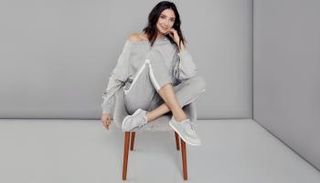 موضة الصيف تجمع بين الكاجوال والملابس الرياضية