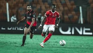 آليو ديانج لاعب وسط الأهلي المصري