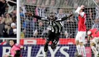 أرسنال ضد نيوكاسل يونايتد