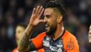 متفوقا على نيمار.. ديلور يقتحم قائمة أساطير الدوري الفرنسي