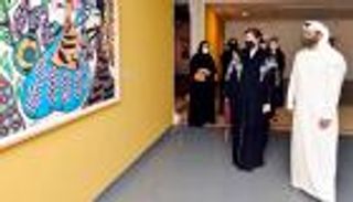 بالصور.. الإمارات تحتفي بإبداع التشكيلية الجزائرية باية محيي الدين