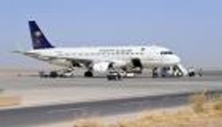 السعودية تسمح لمواطنيها المتزوجين من غير السعوديات بالسفر عبر المنافذ