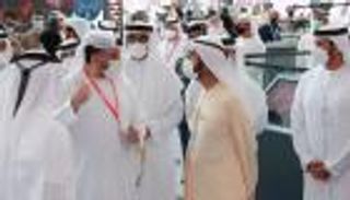 محمد بن راشد يزور "آيدكس ونافدكس".. نجاح مبهر