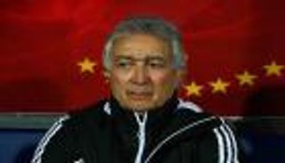 أقدم مدربي الدوري المصري يكتشف إصابته بكورونا بالصدفة