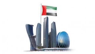 علم دولة الإمارات يعلو بعض معالمها