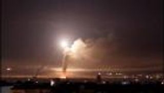 هجوم أمريكي على مليشيات إيرانية بسوريا.. هل حان وقت الرد؟