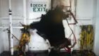 اتهامات لإيران باستهداف سفينة إسرائيلية في خليج عُمان