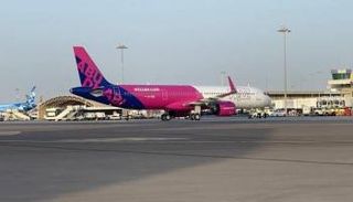 طائرة تتبع ويز إير- أرشيف