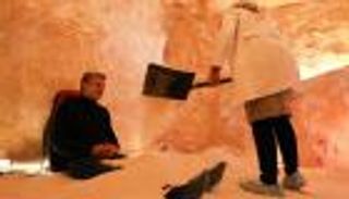 "كهوف الملح".. وجهة علاجية وواحة "هدوء" في بنغازي