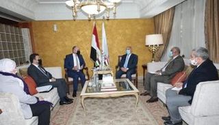 جانب من لقاء وزير النقل المصري، وسفير الأردن بمصر