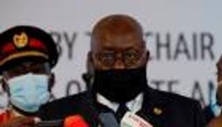 لماذا تخشى غانا لقاح كورونا.. وماذا قال الرئيس؟