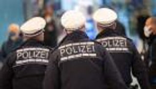 اعتقال 11 شخصا من "حفل كورونا" في فيينا