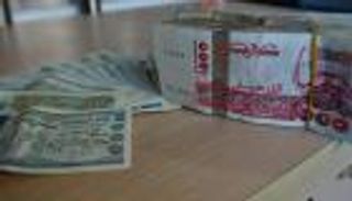 أسعار الدولار واليورو في الجزائر اليوم الإثنين 1 مارس 2021