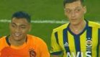 بربع قيمته.. مصطفى محمد يحطم أسطورة أوزيل في 30 يوما