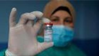 سوريا تبدأ حملة تطعيمات كورونا بالكوادر الصحية