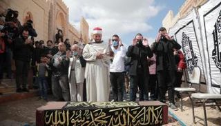 تشييع جثمان يوسف شعبان