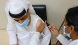 الإمارات تقدم 66539 جرعة جديدة من لقاح كورونا