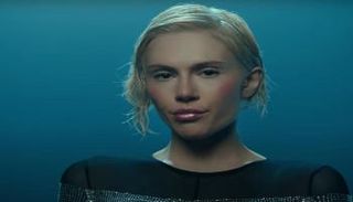 المغنية إلينا تساجرينو