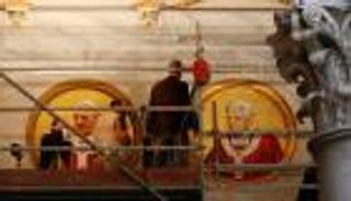 مسيحيو العراق: بابا الفاتيكان سوف "يجلب السلام" للبلاد 