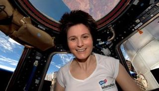 رائدة الفضاء الإيطالية سامانتا كريستوفوريتي