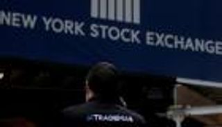 بعد صدمة "التكنولوجيا".. تمدد طابور البطالة يربك الأسهم الأمريكية