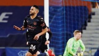 رياض محرز لاعب مانشستر سيتي الإنجليزي