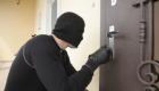 لص تائب يعيد تمثالا "لا يقدر بثمن" سرقه من كنيسة