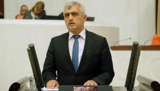 النائب المعارض عمر فاروق جرجرلي أوغلو "أرشيفية"
