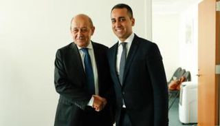 دي مايو ولو دريان - أرشيفية