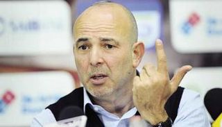 نصر الدين النابي مدرب المريخ السابق