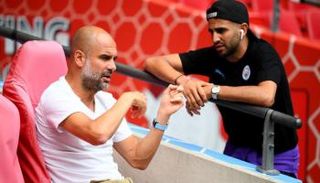 رياض محرز مع بيب جوارديولا