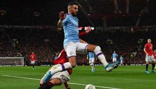 رياض محرز لاعب مانشستر سيتي الإنجليزي