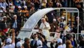 البابا فرنسيس يدافع عن زيارته للعراق: الرب يحمي من أتوا لرؤيته