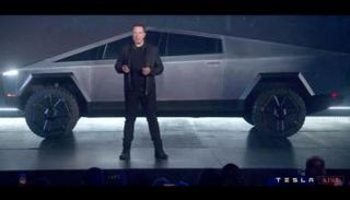 إيلون ماسك مؤسس تسلا