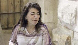 الروائية العراقية دنيا ميخائيل 