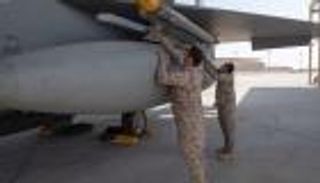 بالصور.. السعودية تشارك بتمرين "علم الصحراء 2021" بقاعدة الظفرة