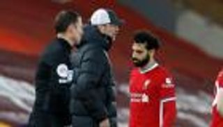 ريال مدريد أم برشلونة؟ نجوم الكرة المصرية يختارون الوجهة الأنسب لصلاح