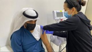 تطعيمات كورونا في الإمارات