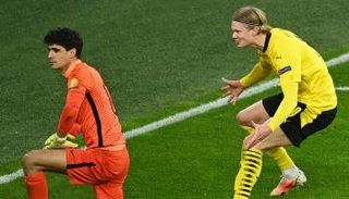 إيرلينج هالاند وبونو